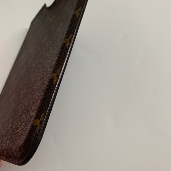 Louis Vuitton iPad cover/case - Picture 7 of 7